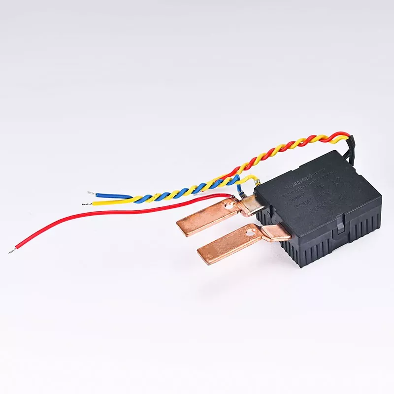 رله چفت کننده نوع ریلی 4P تک فاز 80A